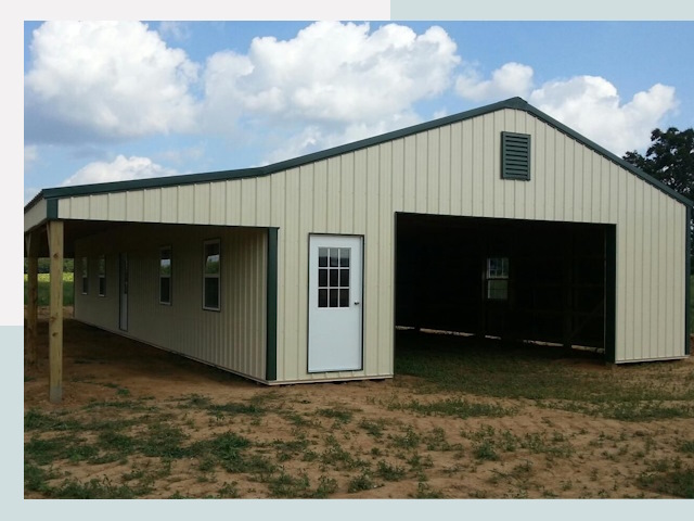 Строительство конюшен в Озерске