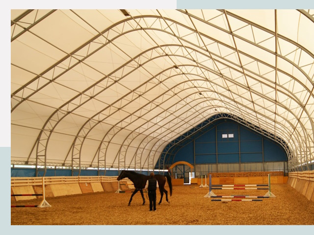 Строительство конных манежей в Озерске