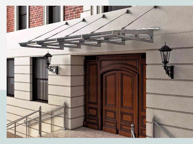 Металлические козырьки от 609 руб. в Озерске