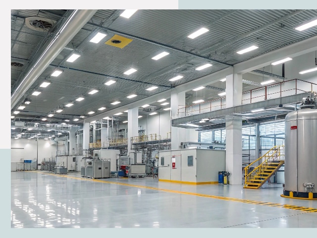 Освещение ангаров в Озерске от 609 руб. - Эффективные решения