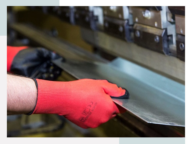 Гибка металла в Озёрск от 609 руб. - Надёжно и быстро